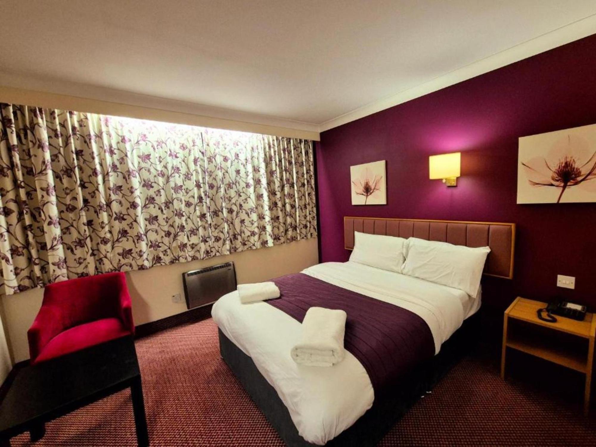 Boston Supreme Hotel Екстериор снимка